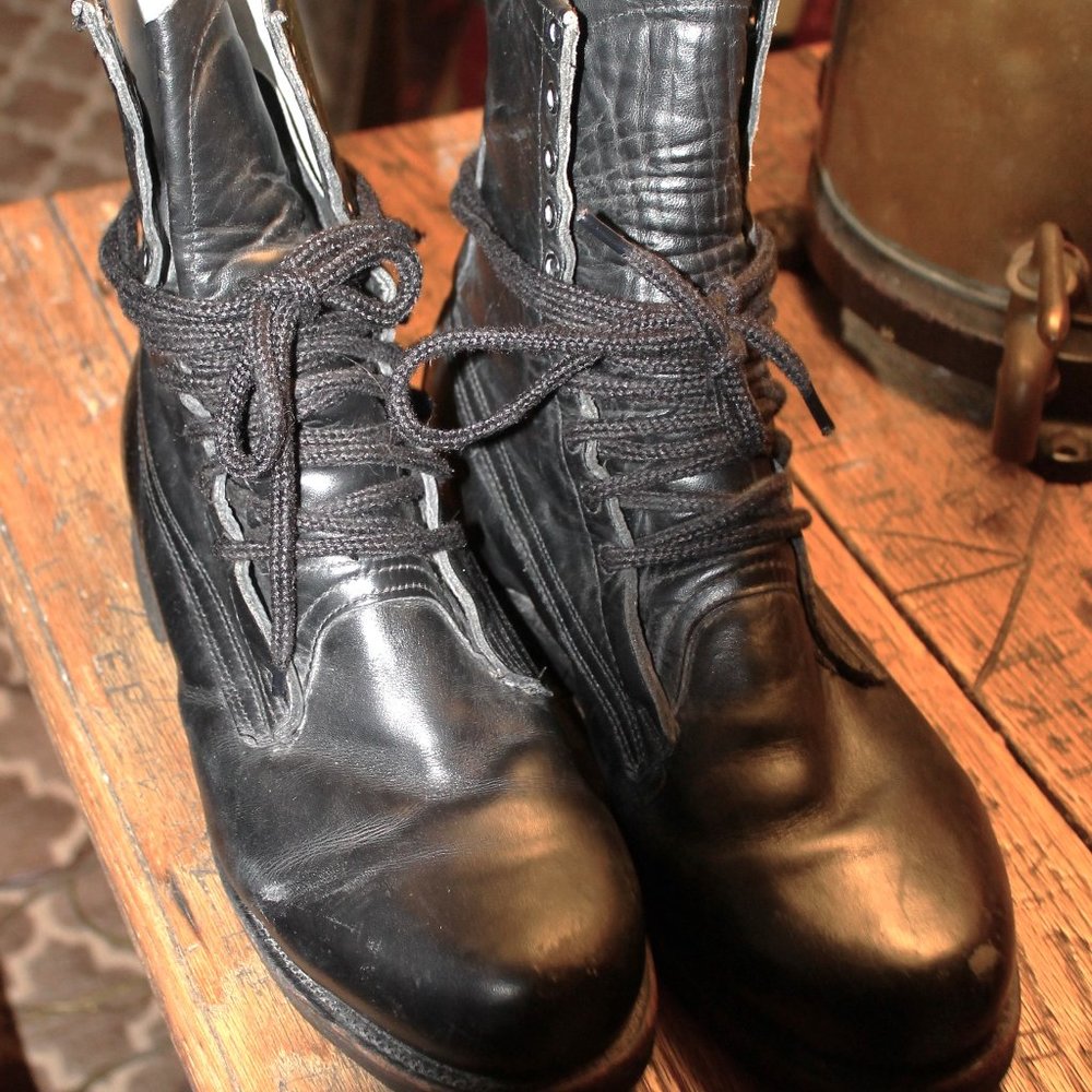ADDISON SHOE CO VTG STEEL TOE LEATHER COMBAT BOOTS MENS 11 D/ NRMT- WORN ONCE